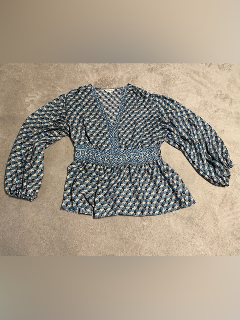 Max Studio Blue Geometric V-Neck Smocked Peplum Blouse
